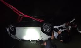 Ô tô con lao xuống biển ở Quảng Ninh, 3 người tử vong