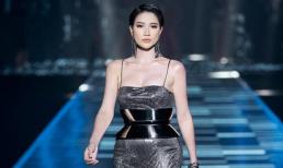 Anti fan hẳn phải xin lỗi sao Việt này vì phát ngôn cách đây 10 năm ứng với việc bán dâm ở thì hiện tại