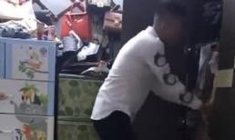 Chồng thừa nhận có bồ, cô vợ cười rồi lấy chiếc áo cũ nhất trong tủ bảo mặc, câu nói phía sau khiến kẻ phản bội phải rơm rớm