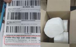 Đặt mua khẩu trang qua mạng, chàng trai bức xúc khi bóc gói hàng nhìn thấy 3 cuộn giấy vệ sinh
