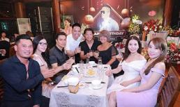 Việt Anh, Quỳnh Nga tới chúc mừng sinh nhật anh trai ca sĩ Quang Hà