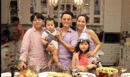 Hoàng Bách xúc động đến bật khóc khi đón sinh nhật tuổi 40 bên gia đình, bạn bè