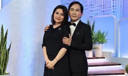 'Ông hoàng cải lương' Kim Tử Long thú nhận ngoại tình với fan trước mặt vợ kém 11 tuổi