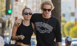 Miley Cyrus chia tay bạn trai sau 10 tháng hẹn hò