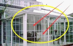 Nhiều người lo lắng ban công mở không an toàn! Đây là cách người giàu thích lắp đặt để vừa an toàn vừa thiết thực và đẹp mắt