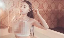 Ngân 98 lại khoe ảnh 'trần trụi', phô diễn cả bộ phận nhạy cảm trên cơ thể