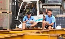 Hoạt động nghệ thuật bị 'đóng băng', tài tử TVB phải đi làm công nhân bốc vác nuôi gia đình