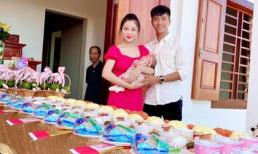 Cầu thủ Phan Văn Đức cùng vợ hot girl tổ chức tiệc đầy tháng cho con gái