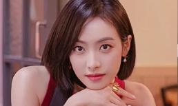 Khuôn mặt tròn cằm nhọn hợp với kiểu tóc nào?