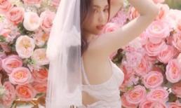 Ngọc Trinh tung clip nội y sexy từng centimet đón tuổi 31