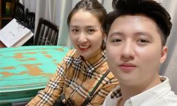 Hậu ly hôn Âu Hà My, Trọng Hưng mặc áo đôi với 'gái lạ', được fan khen 'tâm sinh tướng' 