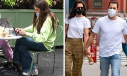 Katie Holmes mải mê cặp kè trai trẻ để con gái Suri vạ vật ở quán cà phê