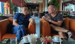 Ảnh hiếm hoi hai bố con MC Lại Văn Sâm chung khung hình, nội dung cuộc 'đàm đạo' gây chú ý