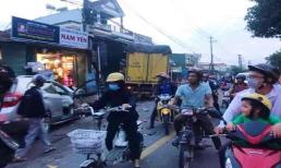 2 ô tô lao liên tiếp vào nhà dân, ít nhất 6 người thương vong