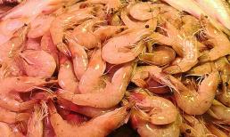 Khi mua tôm, thấy 4 loại này, dù rẻ đến đâu cũng không nên mua