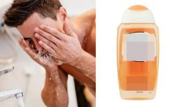 Lỡ dùng dung dịch vệ sinh phụ nữ của bạn gái rửa mặt, chàng trai lên mạng hỏi: 'Có sao không mọi người?'