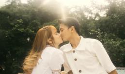 Diễn viên Tú Vi và Văn Anh ngọt ngào kỉ niệm 5 năm ngày cưới