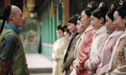 Nàng 16 tuổi đã được đưa vào hậu cung, chỉ sau 2 tháng được phong hậu, thống lĩnh hậu cung suốt 30 năm nhưng lại chết không minh bạch