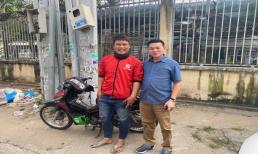Nhặt được điện thoại hàng trăm triệu, tài xế xe ôm trả lại chủ nhân mà không cần hậu tạ