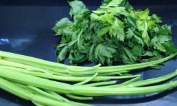 Phần này của cần tây là thơm nhất, đừng vội vứt đi, nó rất giòn và ngon