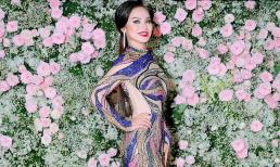 Hoa hậu Nguyễn Xuân Phương diện váy xuyên thấu, khoe đường cong gợi cảm trên thảm đỏ Hoa hậu Việt Nam 2020