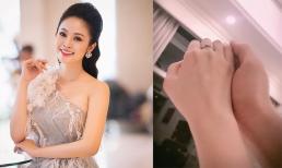 MC Thùy Linh khoe nhẫn cầu hôn, tiết lộ sẽ làm đám cưới trước Tết với bạn trai kém 5 tuổi