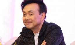 Nghệ sĩ Hoài Linh và Việt Hương chịu tang vai em Chí Tài cho đám tang tại Việt Nam, thông báo quy định khi tới thăm viếng 