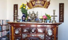 Cuối năm lau dọn bàn thờ 'cấm kị' dùng nước lã, đây là gợi ý để tài lộc hanh thông, năm mới gặp nhiều may mắn