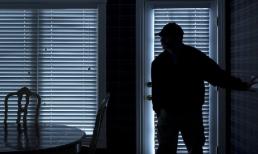 Bị trộm đột nhập vào nhà xâm hại, sau 30 phút người phụ nữ mới giật mình nhận ra đây không phải chồng mình