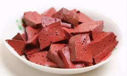 Ăn tiết lợn có bổ máu không?