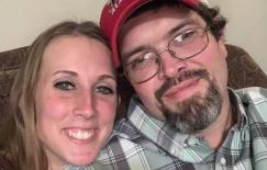 Hai cha con người Mỹ cãi nhau với chó cưng và cả hai cùng chết