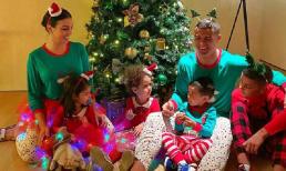 Ronaldo hóa 'tuần lộc' đón Giáng sinh, bạn gái ở bên ngày càng ra dáng 'vợ hiền'