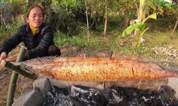 Bà Tân Vlog được dân mạng chỉ cách tăng view sau quãng thời gian lượng người xem 'lẹt đẹt' dù vẫn nấu món 'siêu to khổng lồ'