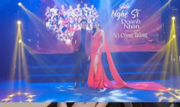 Ninh Hoàng Ngân khoe vẻ đẹp ngọt ngào và thần thái chuyên nghiệp khi dẫn chương trình trao giải thiện nguyện, cộng đồng