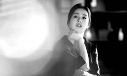 Mới đầu năm Kim Tae Hee đã làm fan giật mình với hình ảnh mẹ 2 con ở tuổi 40 