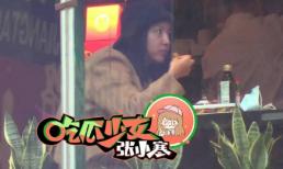 'Bà bầu' Trương Tử Lâm sánh đôi cùng chồng bình dân, gương mặt mộc của cô mới đáng chú ý 