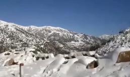 Đường lên Ô Quy Hồ - Sa Pa phủ trắng băng tuyết, đẹp mê hồn du khách