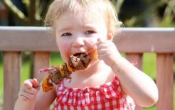 3 loại gia vị khủng khiếp hơn cả muối và đường, trẻ con ăn nhiều hàng ngày, cẩn thận không cao lớn, hại lá lách và dạ dày