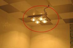 6 sản phẩm máy sưởi nằm trong 'danh sách đen', nhiều phụ huynh vẫn đang cho con sử dụng, thót tim quá!