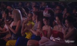 3 hoa hậu Đỗ Thị Hà - Trần Tiểu Vy -  Đỗ Mỹ Linh bị chỉ trích vì ý thức dùng điện thoại sai thời điểm tại sự kiện