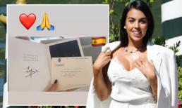 Món quà từ Hoàng gia Tây Ban Nha gửi bạn gái Ronaldo cho thấy cô nàng không chỉ biết ăn chơi bằng tiền của bạn trai như tin đồn