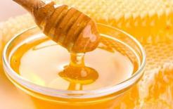 4 loại thức ăn bé dưới một tuổi không nên ăn thường xuyên, cha mẹ đừng dại mà cho con ăn 