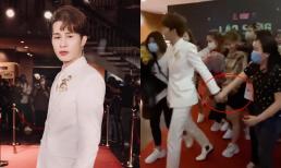 Dự sự kiện không có vệ sĩ đi cùng, Jack nhận cái kết “dở khóc dở cười” với fans