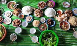 Làm mâm cỗ toàn đồ luộc cúng ông Công ông Táo, cô gái bị mẹ bạn trai tuyên bố: 'Không xứng đáng lấy con trai mẹ'