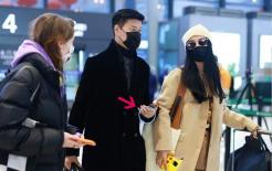 Những bức ảnh gần đây của bố Phạm Băng Băng hiếm khi bị lộ! Viên ngọc trong tay to như trứng chim bồ câu, rất sang trọng