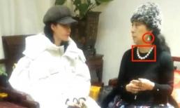 Phạm Băng Băng lộ mặt phờ phạc trong khi mẹ ruột U70 lại nổi bật vì ăn mặc thời trang, xài phụ kiện đắt đỏ