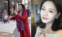 Mẹ chồng Đại S Từ Hy Viên xuất hiện ở lề đường đánh trống, tóc tai bù xù, lôi thôi lếch thếch nhưng lại là người từng sống cuộc sống xa hoa mặc đồ ngủ xa xỉ