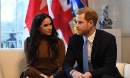 Meghan và Harry thực hiện cuộc phỏng vấn 'dội bom' Hoàng gia Anh sau khi thông báo tin vui sắp đón thành viên mới 