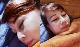 'Cô dâu 62 tuổi' Thu Sao say nằm 2 ngày không tỉnh, chồng trẻ Hoa Cương chụp lén kèm nhận xét gây chú ý