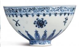 Tưởng mua 'hớ' chiếc bát hơn 700 nghìn, người đàn ông choáng váng khi biết giá trị thật lên đến 11 tỷ